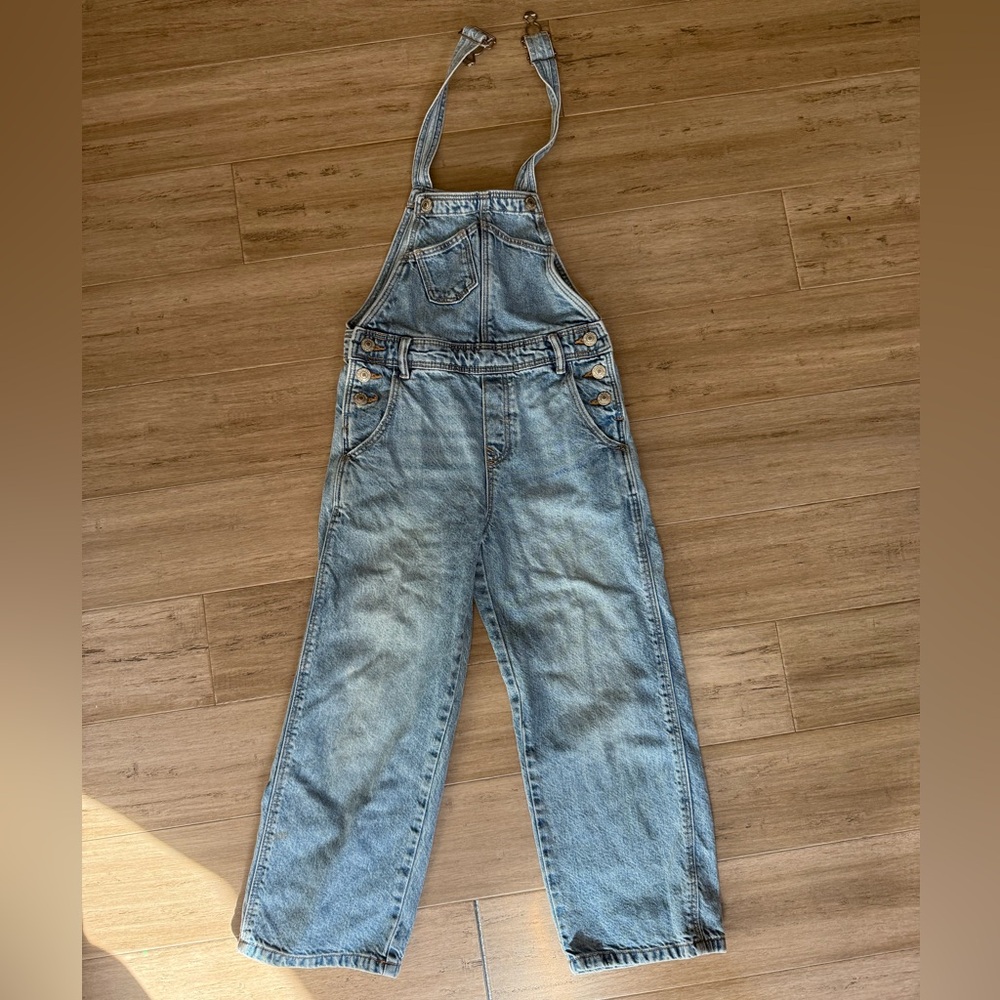 Zara Light Blue Denim Jeans
